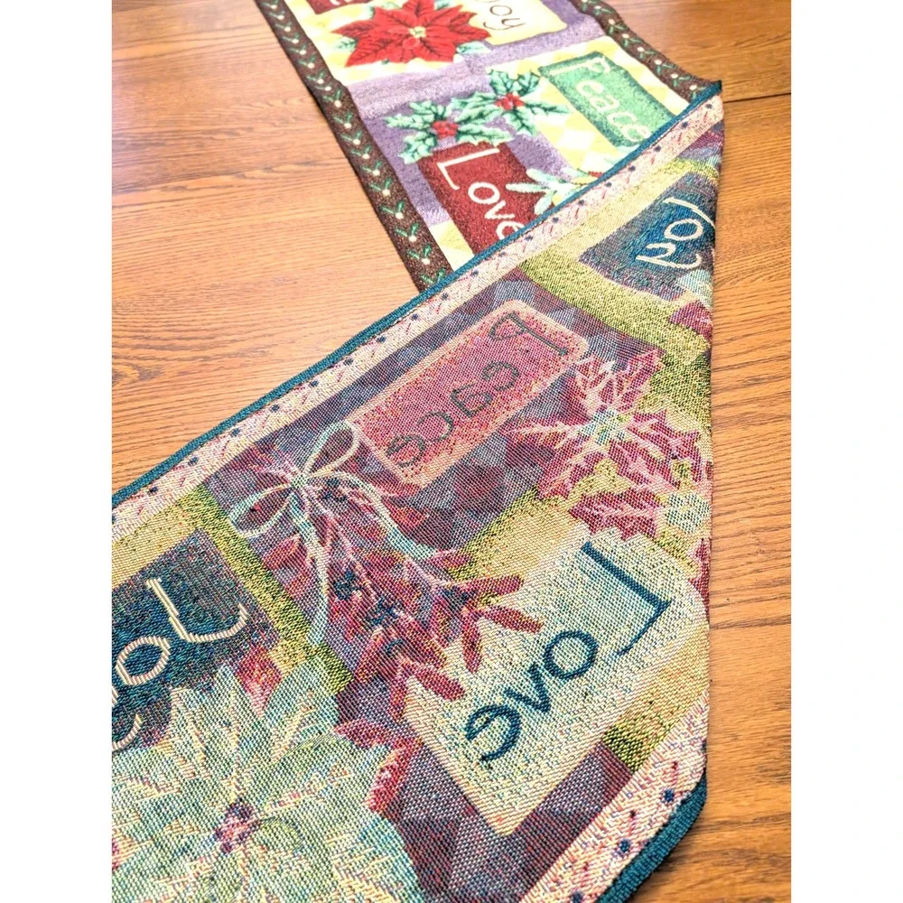 Tapastry Christmas Table‎ Runner Pointsettia Joy Peace Love Holiday 16 